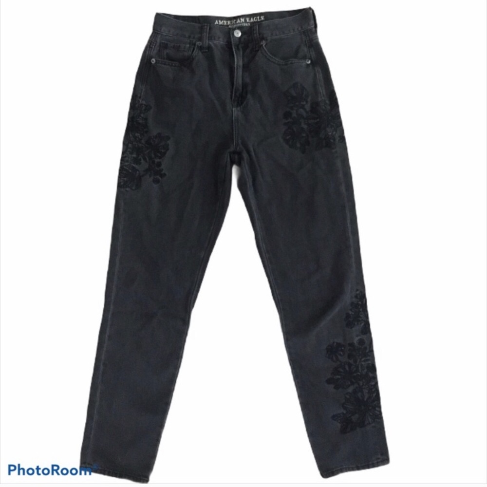 American Eagle "Mom Jeans" Embroidered Black Jeans